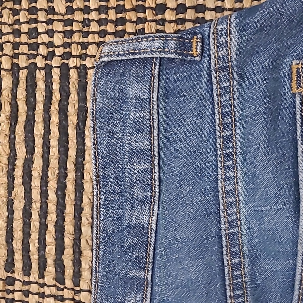 EVERLANE HIGH RISE JEANS - Picture 5 of 8